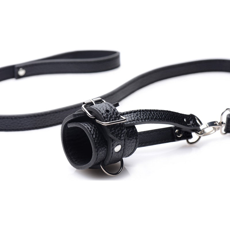 Strict Ball Stretcher With Leash Black