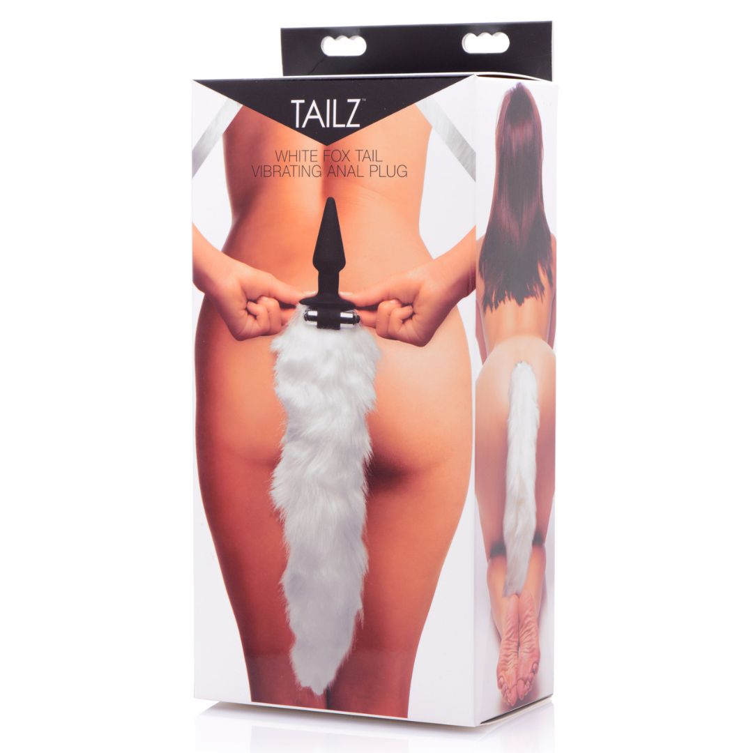 Vibrating Butt Plug with Majestic Fox Tail White